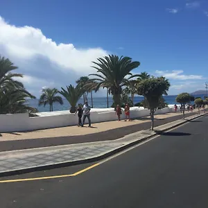 Oasis , Puerto del Carmen (Lanzarote) España